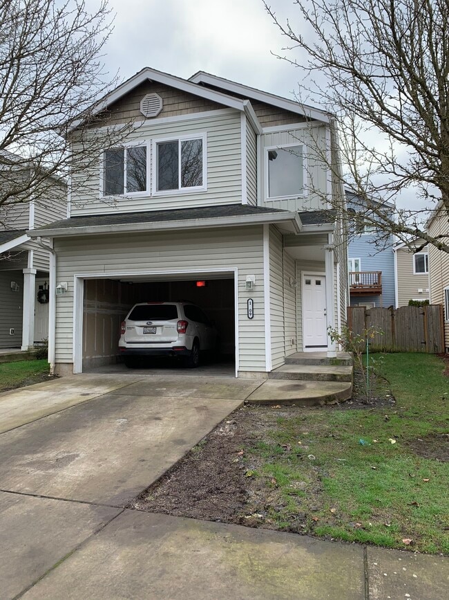 Building Photo - 1809 NE 90th Cir