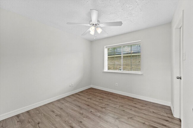 Foto del edificio - 7314 Ridgeberry Dr