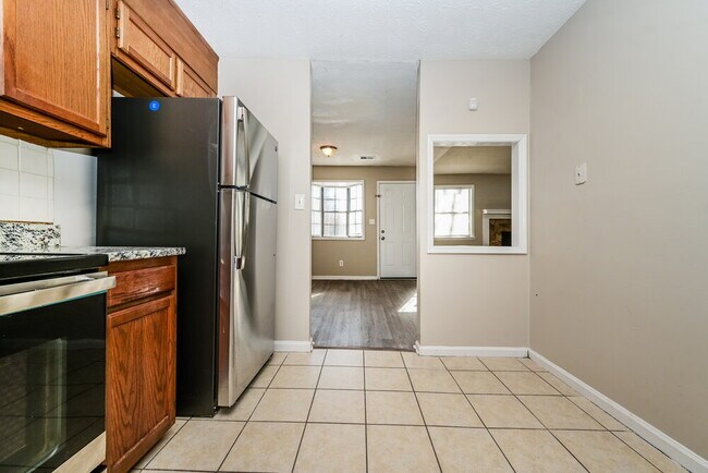 Foto del edificio - 5001 Gracehill Rd