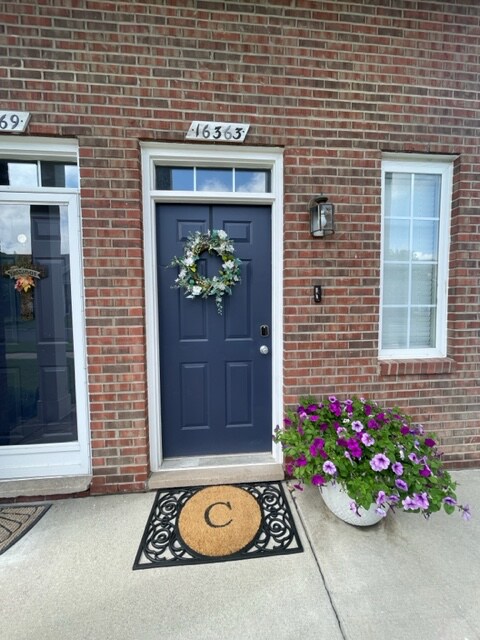 Foto del edificio - 16363 Chatham Dr