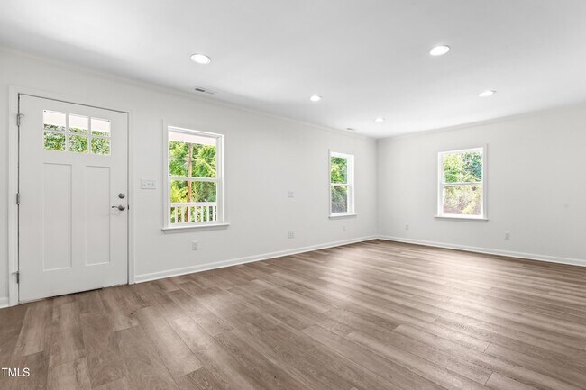 Foto del edificio - 320 Clay St