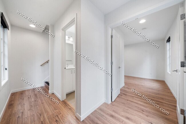 Foto del edificio - 1106-1110 SE Lincoln St