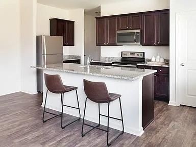 Foto del edificio - 166 Verona Dr NW