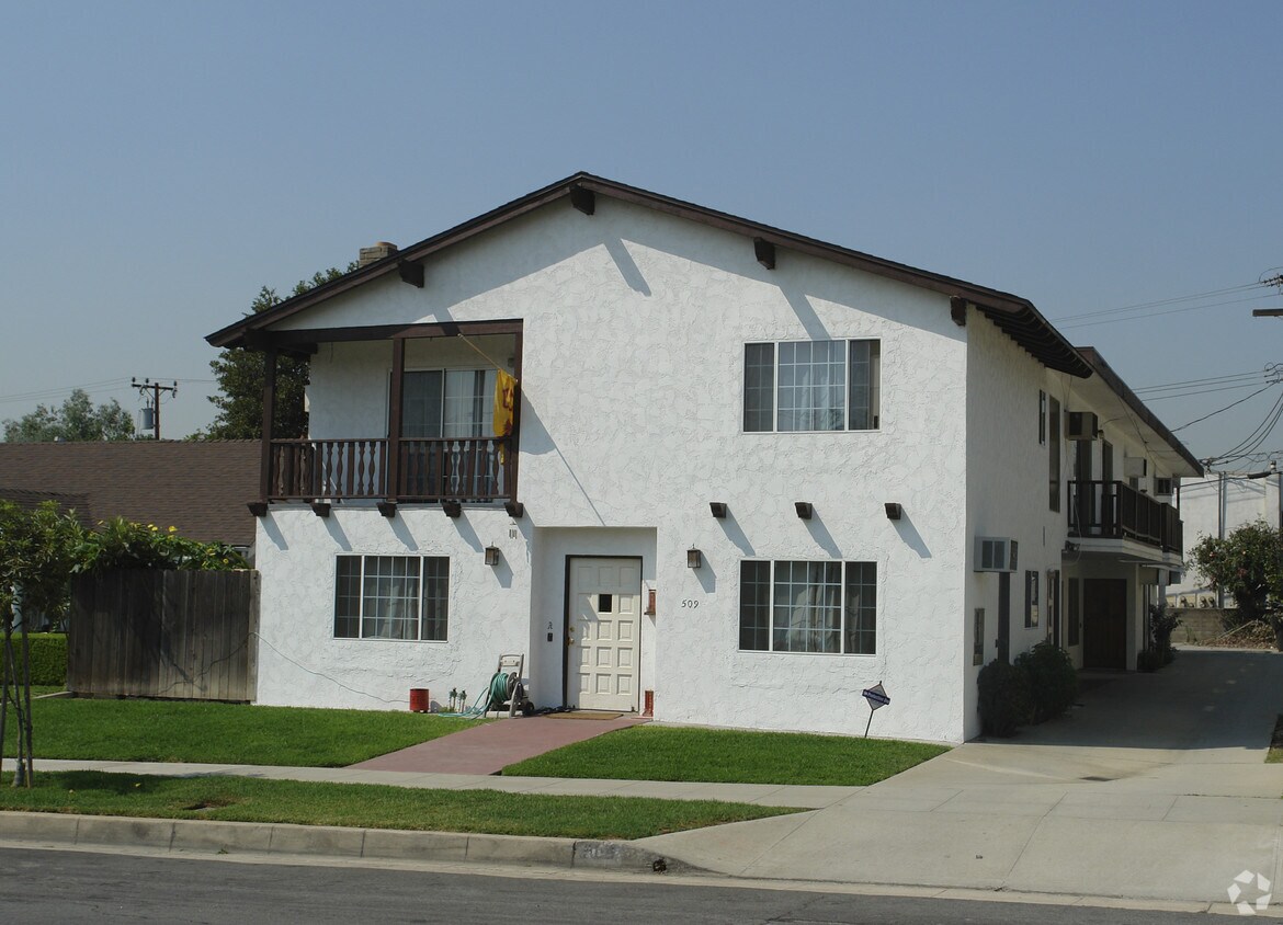 Building Photo - 509 N 1st St