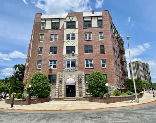Foto del edificio - 7435 Boulevard East