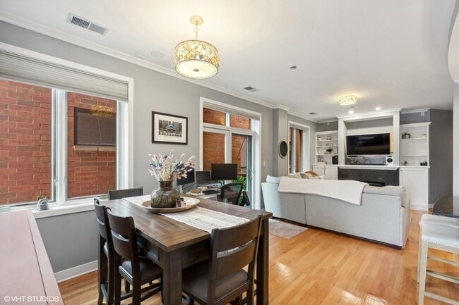 Building Photo - 2700 N Halsted St