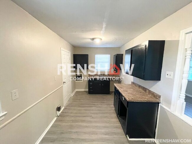 Foto del edificio - Renovated 3/1 North Parkway Village Home N...