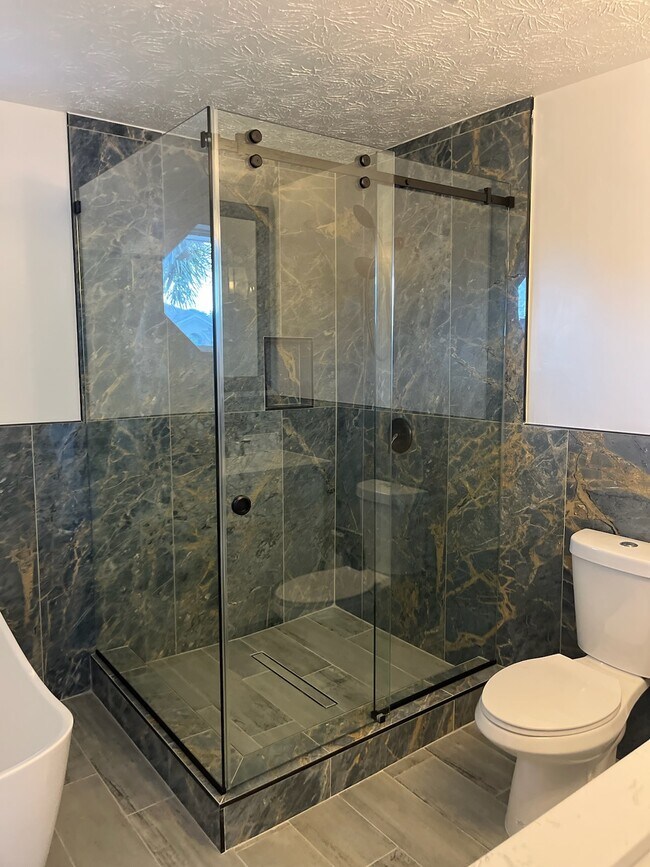 Foto del edificio - 4649 SW Dactyl St