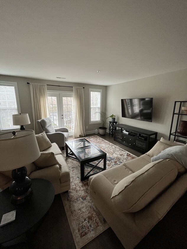 Living Area - 521 N Person St