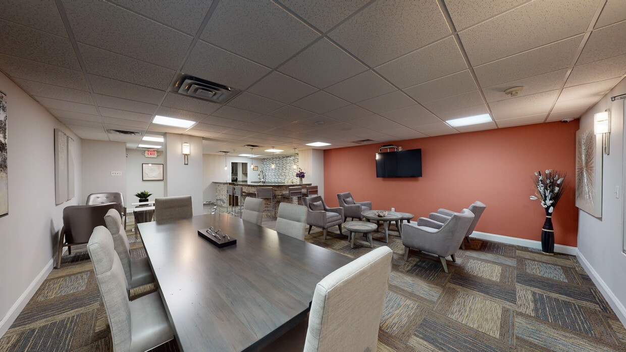 Photo - Plaza Towers Apartments