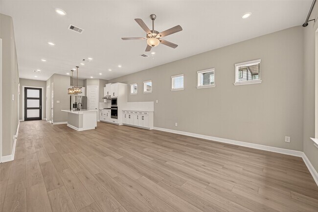 Building Photo - 10022 Cloud Mist Dr