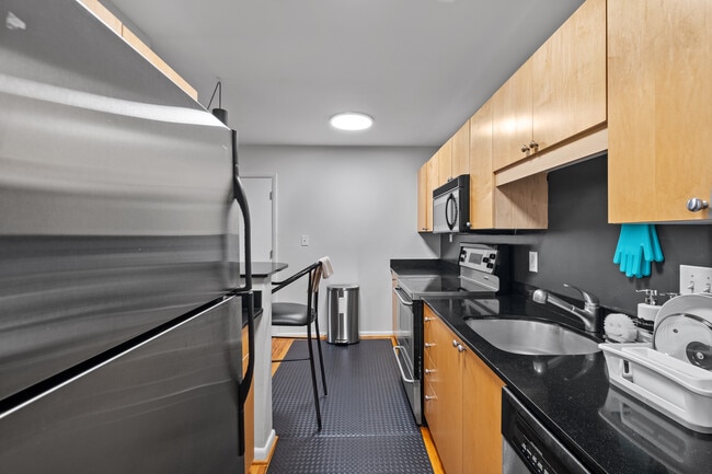 Foto del edificio - 3501 Roswell Rd NE