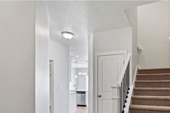 Foto del edificio - New Townhome In Lehi