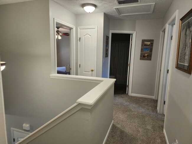 Foto del edificio - 1146 Deercreek Dr