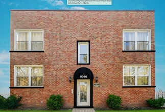 Building Photo - 9016 La Crosse Ave