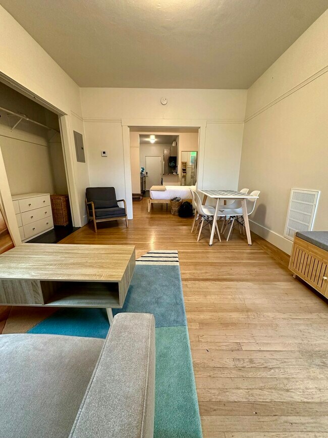 Foto del edificio - 444 40th St