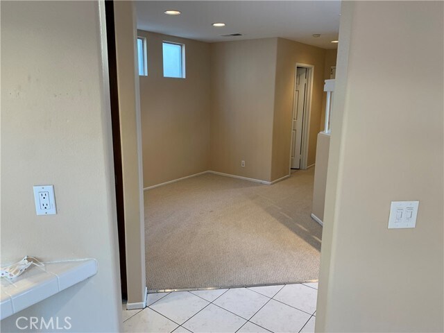 Building Photo - 6387 Blossom Ln