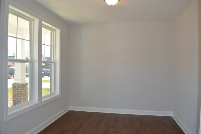 Photo - 5529 Glad Acres Rd House