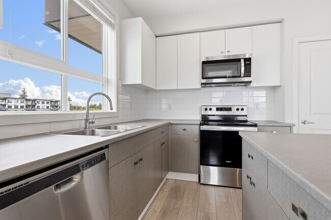 Photo du bâtiment - 1516-1516 McCallum Rd