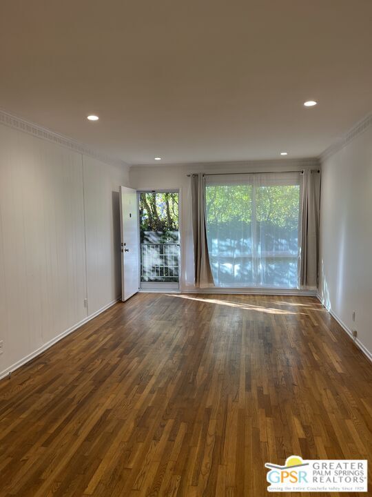 Foto del edificio - 1416 S Hayworth Ave