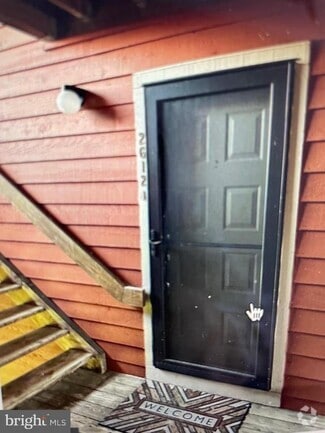 Building Photo - 2612B Auburn Ct