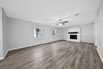 Building Photo - 13426 Balcrest Dr