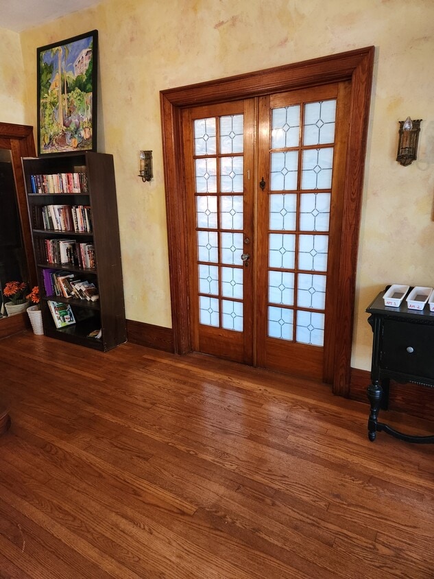 Foto del edificio - 420 W Sumner St