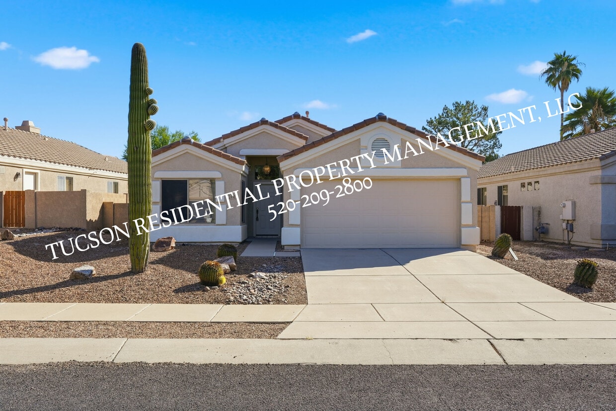 Foto principal - 2440 N Creek Vista Dr