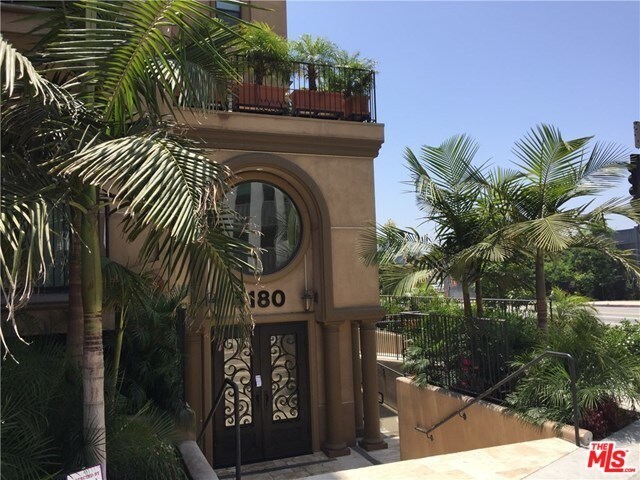 Primary Photo - 4180 Wilshire Blvd