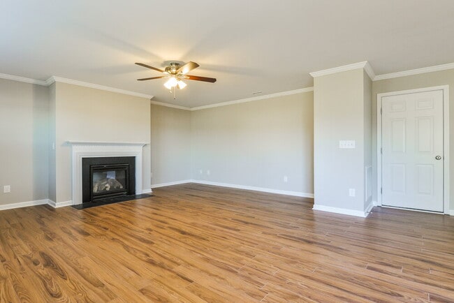 Building Photo - 3708 Hinton Grove Pl