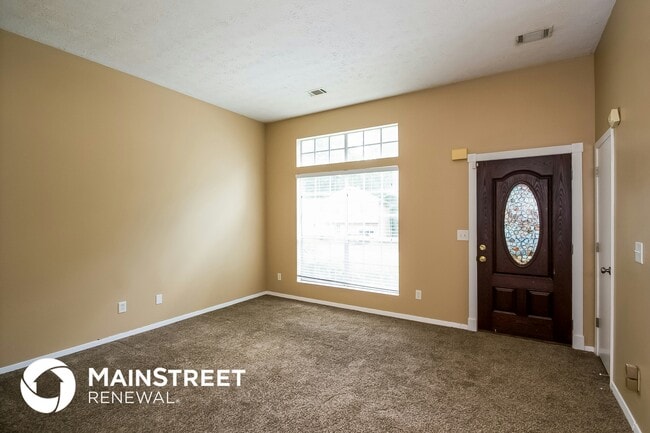 Building Photo - 6350 Laurel Post Dr