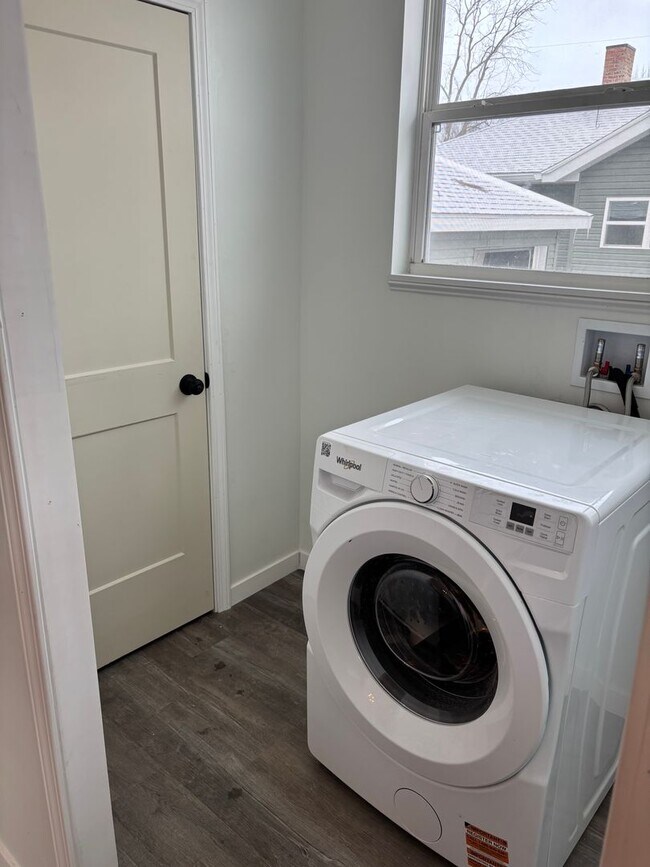 Foto del edificio - New Glory