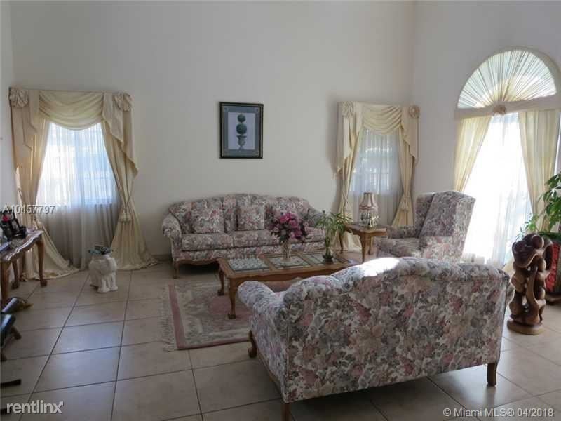 Primary Photo - 5 br, 4 bath House - 6420 SW 54th St # 5BED