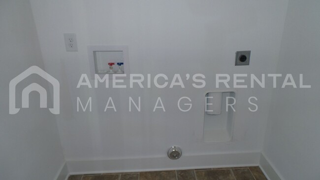 Building Photo - Home For Rent in Vance! Available to View ...