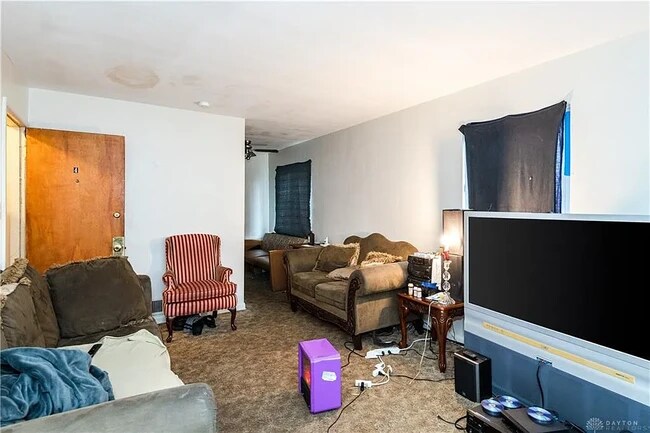 Foto del edificio - 1116 W Grand Ave