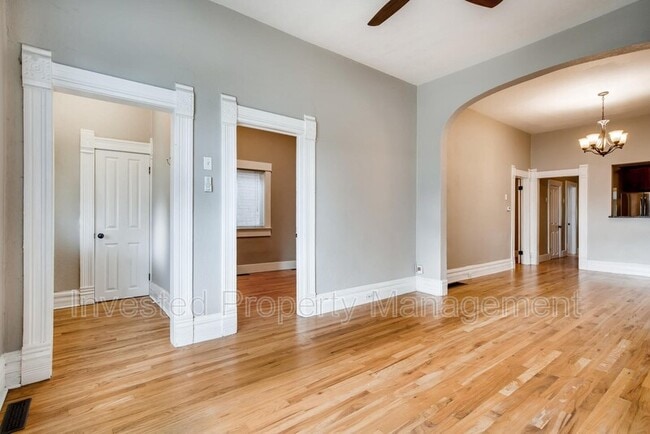 Building Photo - 3544 Humboldt St