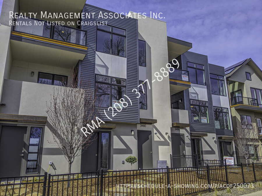 Primary Photo - One of a Kind One Bedroom Condo on the Boi...