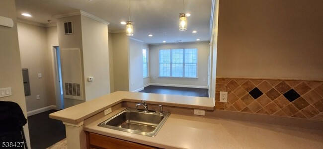 Building Photo - 2107 Ramapo Ct