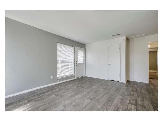 Foto del edificio - Great Duplex in Southeast Austin with private yard!