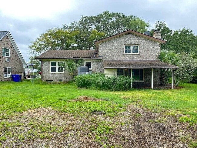 Photo - 1914 Capri Dr House