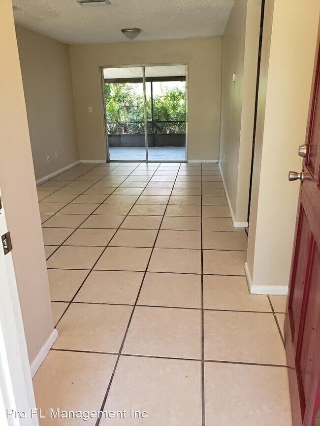 Foto del edificio - 2 br, 2 bath House - 714 Red Coach Ave.