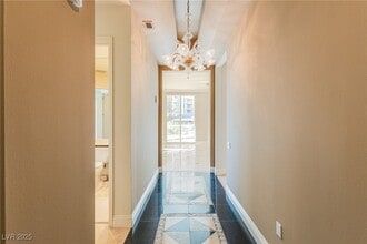 Building Photo - 2857 Paradise Rd