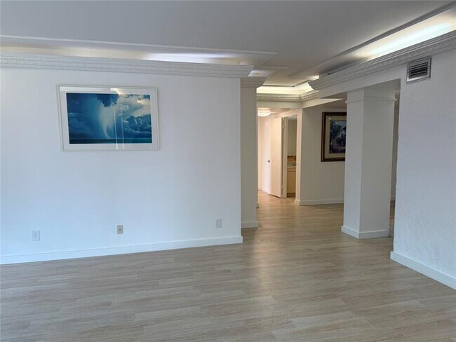 Foto del edificio - 19707 Turnberry Way