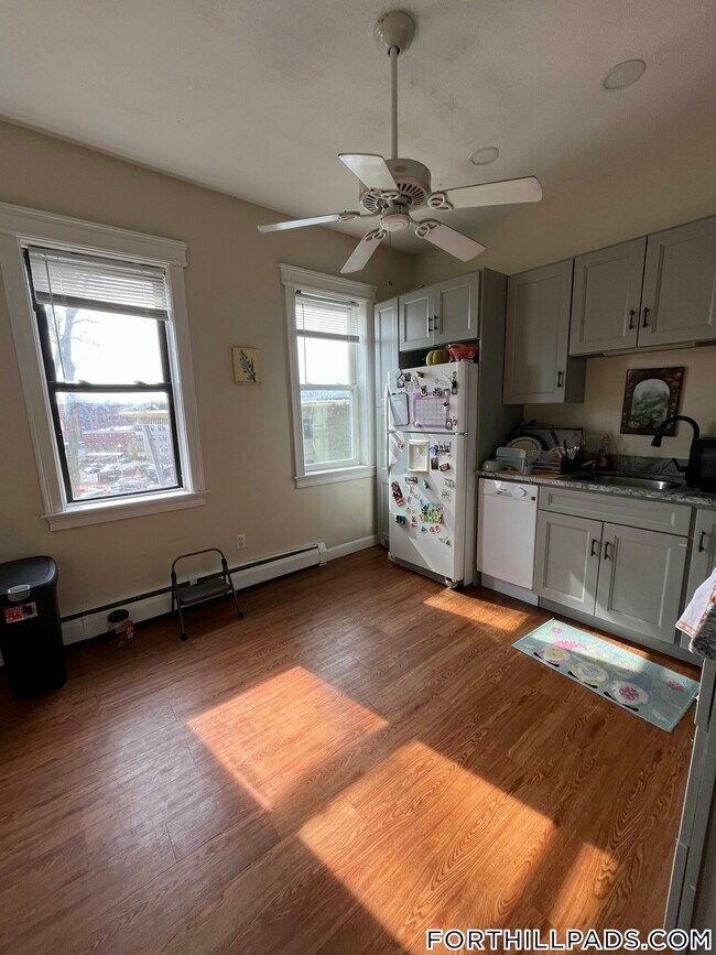 Foto del edificio - 96 Marcella St