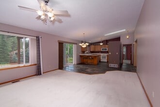 Building Photo - 15410 N Addison Ct
