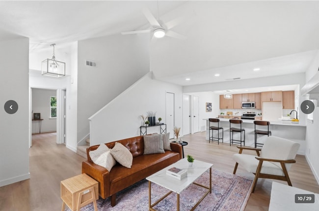 Photo - 3233 Shield Ln House