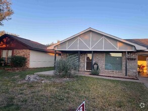 Building Photo - 3773 Georgetown Dr