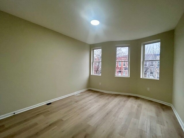 Foto del edificio - 139 N Lakewood Ave