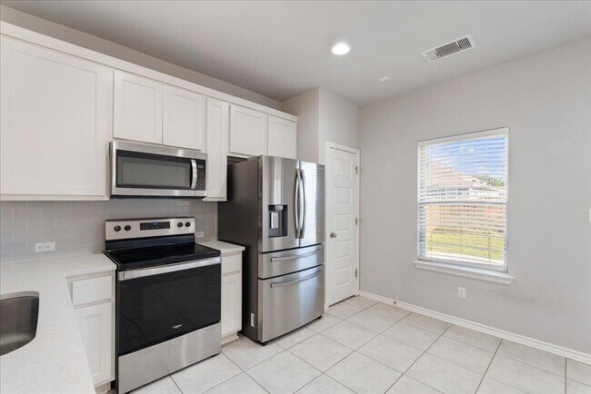 Foto del edificio - 309 Trellis Blvd