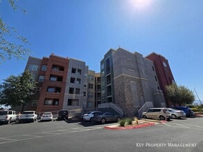 Building Photo - 68 E Serene Ave